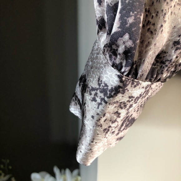 Long sleeve Bodysuit - Picture 2 of 10